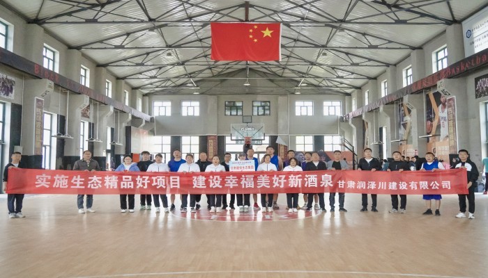 酒泉市委常委、肅州區(qū)委書記何正軍調(diào)研甘肅建投生態(tài)建設(shè)公司酒泉市火車站片區(qū)環(huán)境綜合整治提升工程項目進展情況